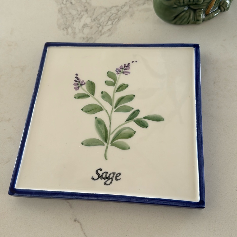 ABC Bassano trivet sage